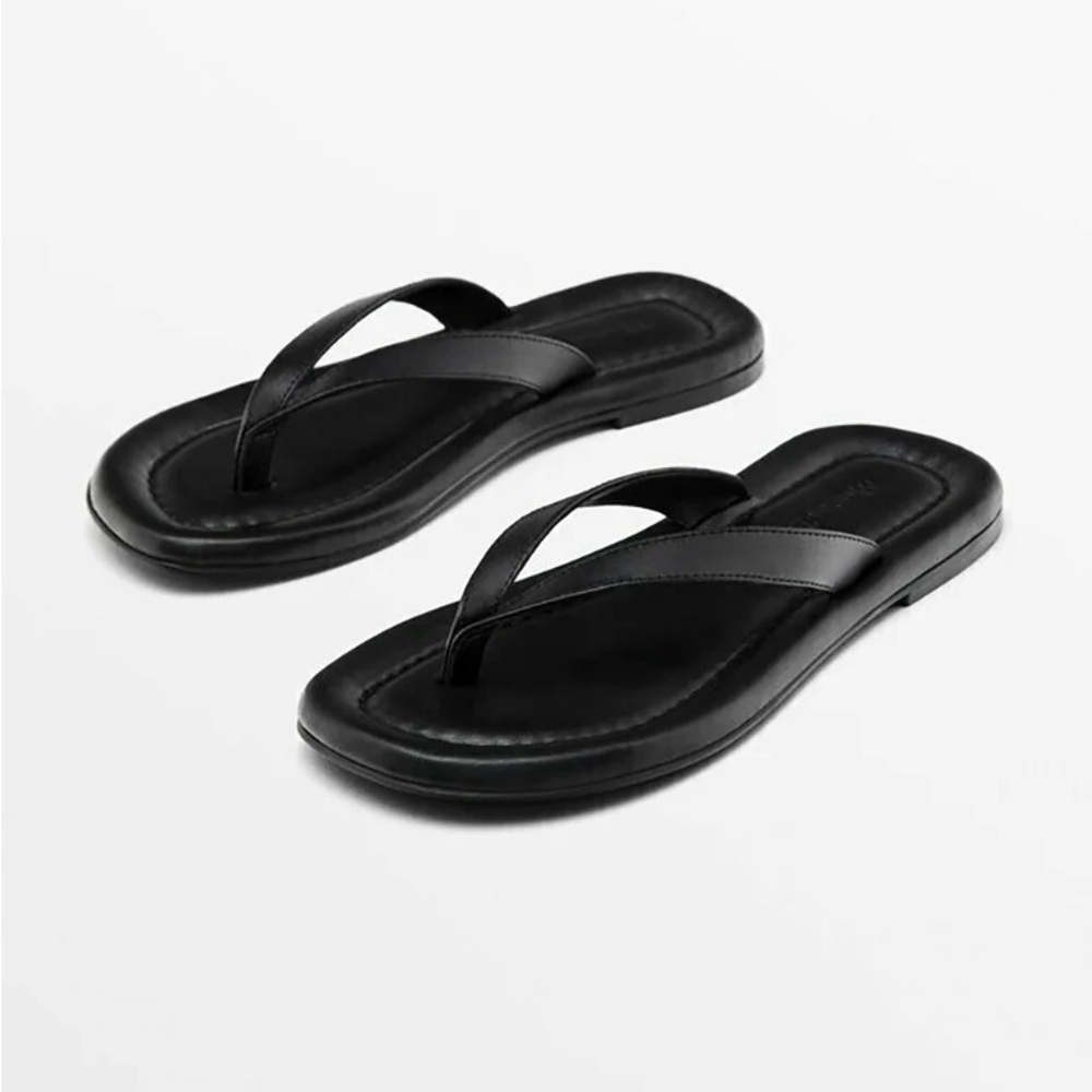 Massimo Dutti leather sandals. 38 or 7 1/2. Looks expensive